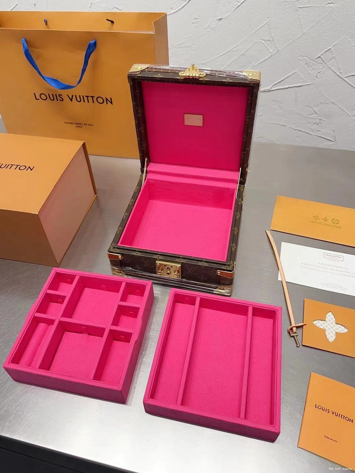 LV BOX CUSTOM JEWELRY 0807
